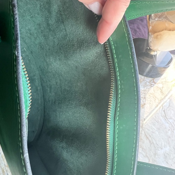 LOUIS VUITTON green Epi Saint Jacques bag - Picture 7 of 14